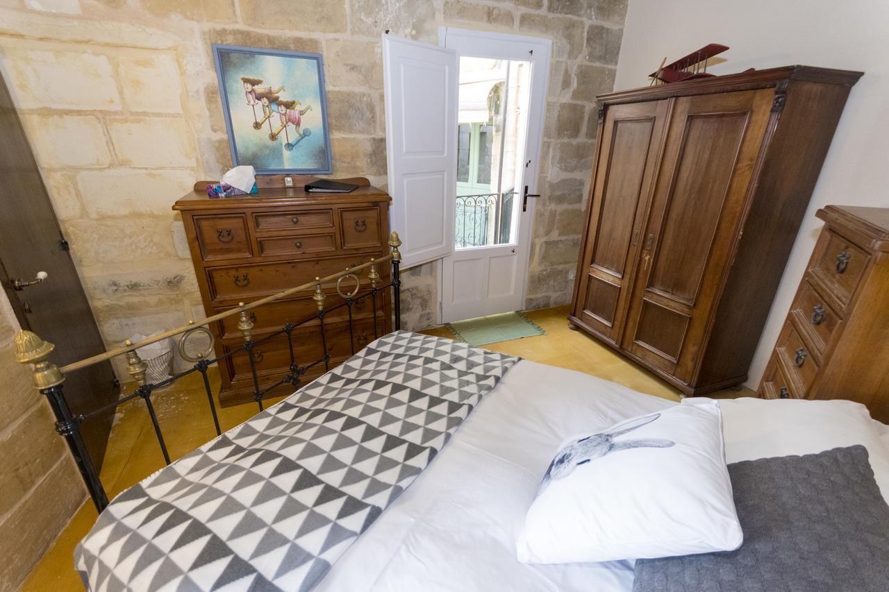 The Burrow Guest House Tarxien Exterior photo
