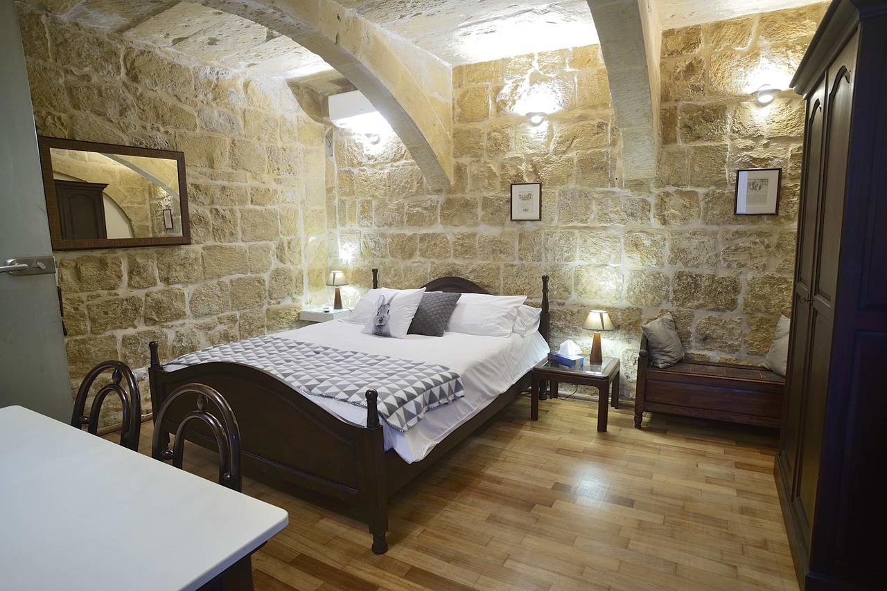 The Burrow Guest House Tarxien Exterior photo